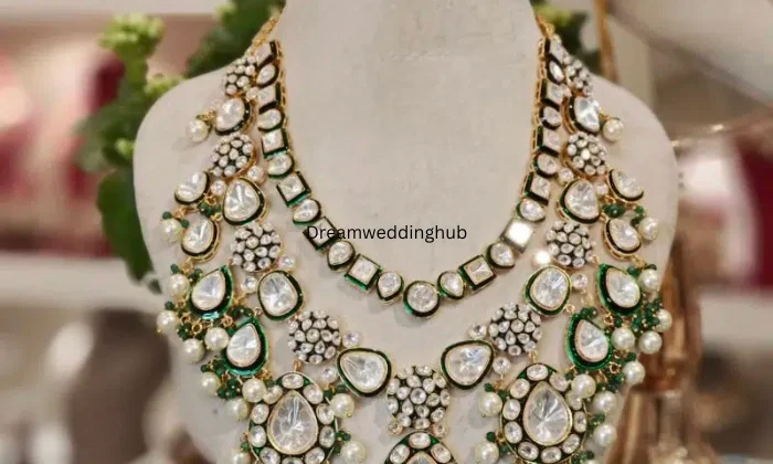 Elegance imitation Jewellery shop